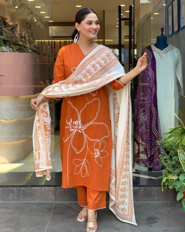 Alvami Women's Viscose Silk Kurta Set