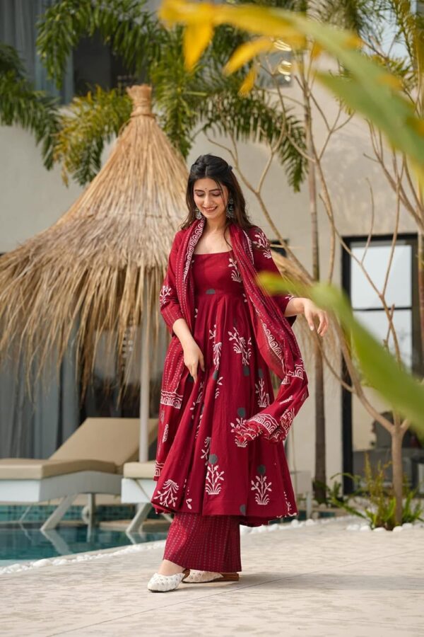 ANNI DESIGNER Women's Rayon Viscose Anarkali Printed Kurta with Pant & Dupatta