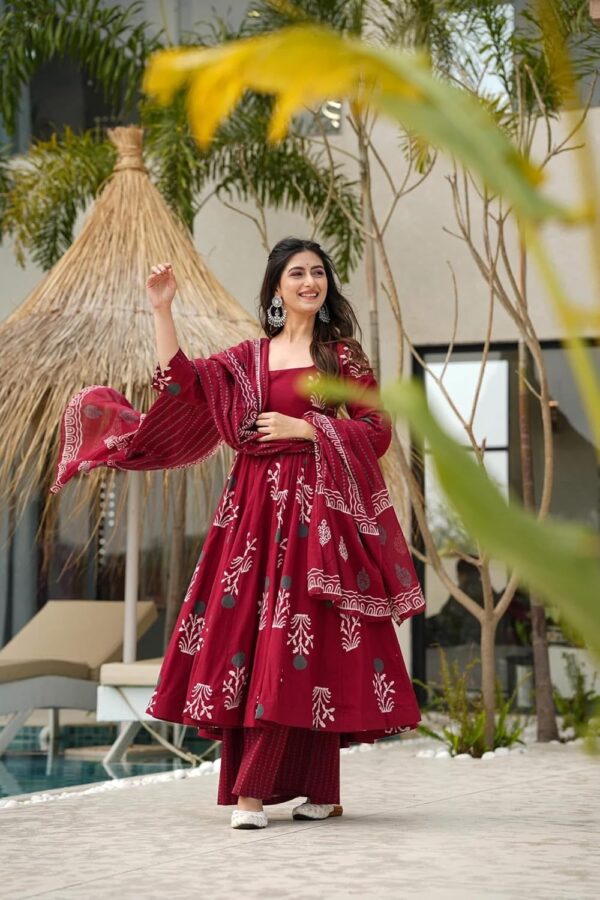 ANNI DESIGNER Women's Rayon Viscose Anarkali Printed Kurta with Pant & Dupatta