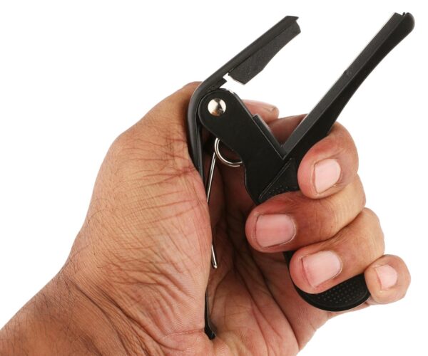 CERLINK Guitar Capo Metal One Handed Trigger Guitars Capotastos Quick Change for Ukulele, Electric and Acoustic Guitars (Black)