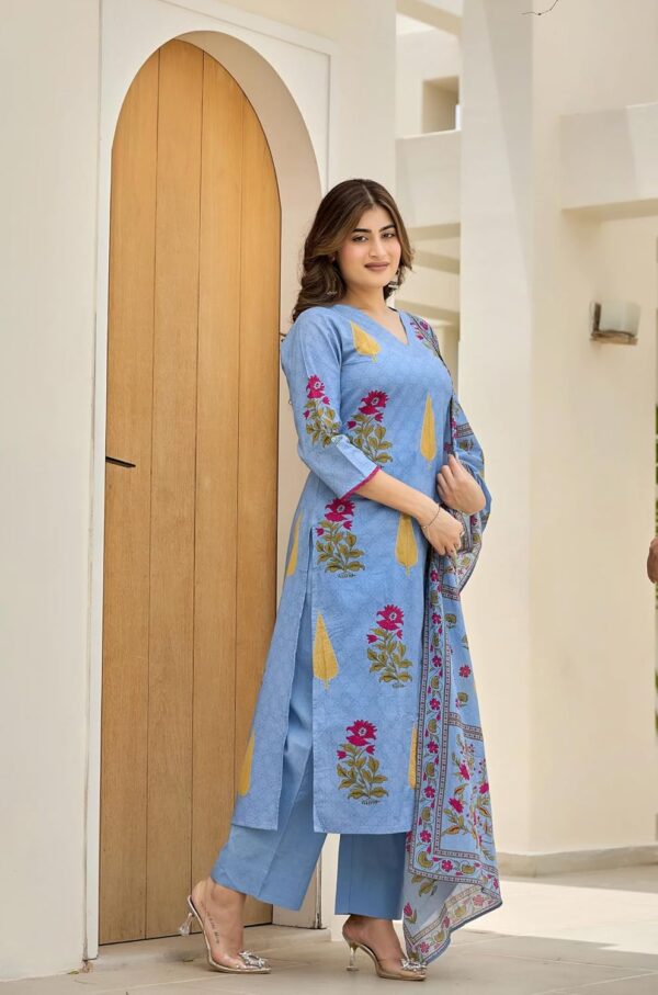 GoSriKi Women's Rayon Viscose Printed Straight Kurta with Pant & Dupatta