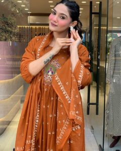 KLOSIA Women Printed Anarkali Kurta and Pant Set with Dupatta