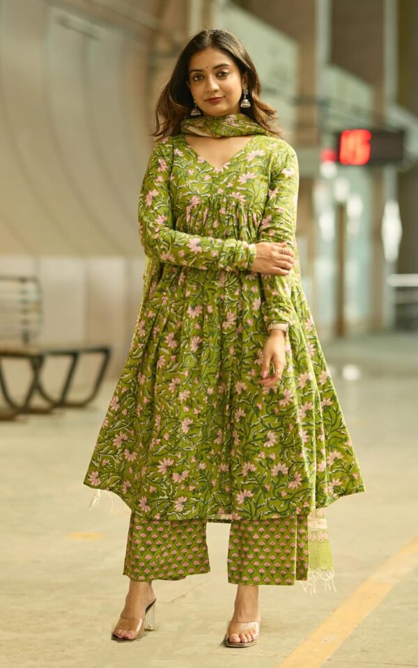 Nermosa Women Printed Anarkali Kurta and Pant Set with Dupatta