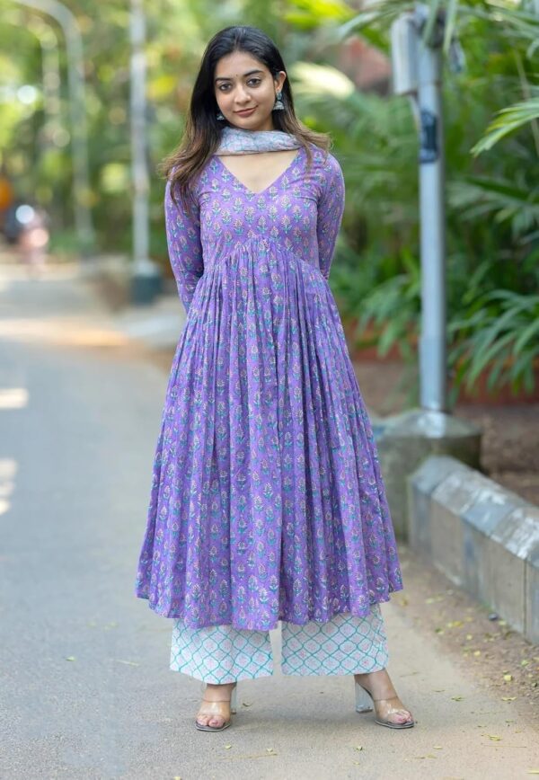 Nermosa Women Printed Anarkali Kurta and Pant Set with Dupatta