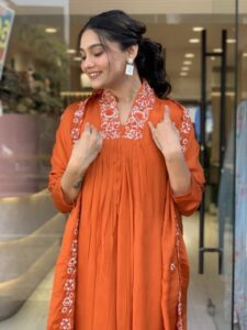 Nermosa Women Solid Embroidery Kurta and Pant Set with Dupatta