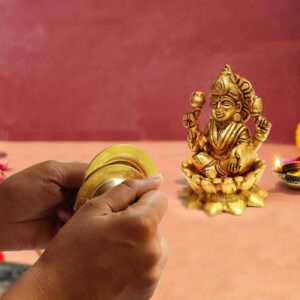 Pure Source India Manjeera Jhal For Pooja, Home, Temple & Kirtan Use- kartal instrument-Hand Cymbals Manjira Pair (2.5 INCH - Antique Gold) (50 gm- 1 Pair)
