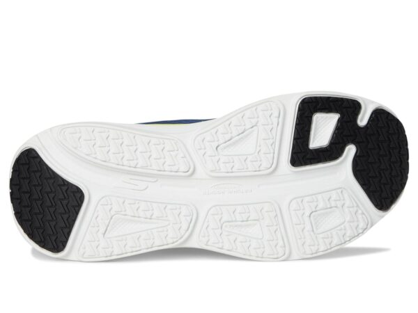 Skechers Mens Max Cushioning Endeavour Sneaker
